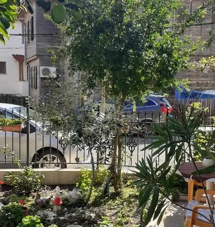 Kraybrezhna 3 Affittacamere Pomorie