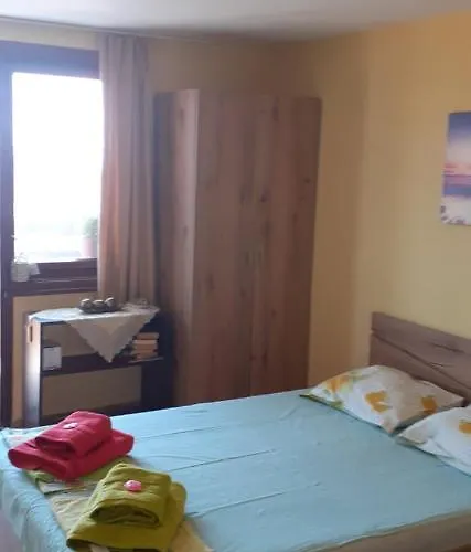 Kraybrezhna 3 4* 帕莫瑞