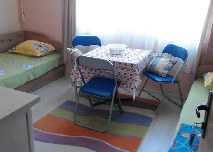 Kraybrezhna 3 4* 帕莫瑞