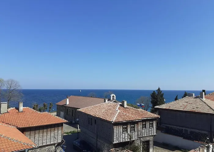 招待所 Kraybrezhna 3 帕莫瑞